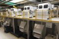 Vier Druckbandfilter nebeneinander in Produktionshalle